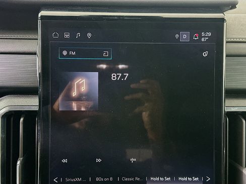 Used 2025 GMC Acadia Elevation image 21