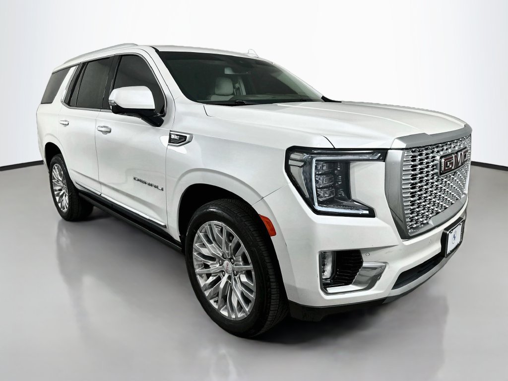 Used 2023 GMC Yukon Denali AWD/4WD image 3