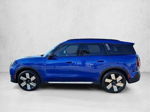 Certified 2025 MINI Cooper Countryman S AWD/4WD image 9