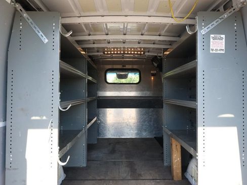 Used 2023 Mercedes-Benz Sprinter 2500 w/ Acoustic Package image 19