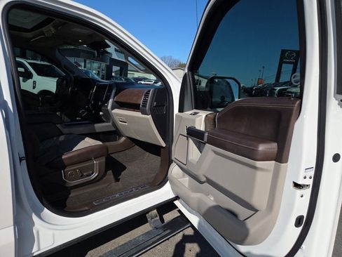 Used 2019 Ford F150 Limited image 13