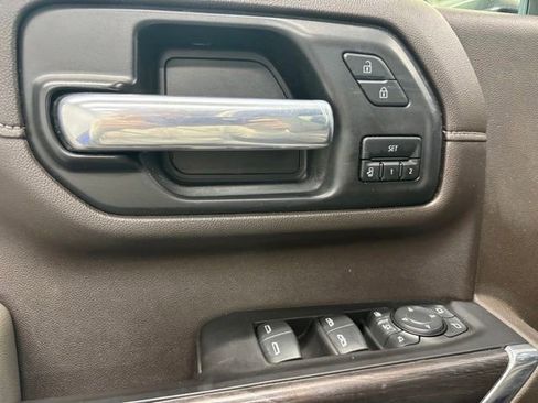 Used 2021 Chevrolet Silverado 2500 LTZ w/ LTZ Convenience Package AWD/4WD image 6