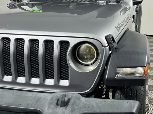 Used 2018 Jeep Wrangler Unlimited Sport S AWD/4WD image 12