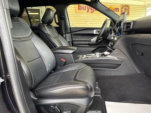 Used 2020 Ford Explorer ST w/ Premium Technology Package AWD/4WD image 26