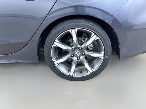 Certified 2025 Honda Civic Sport Touring image 31
