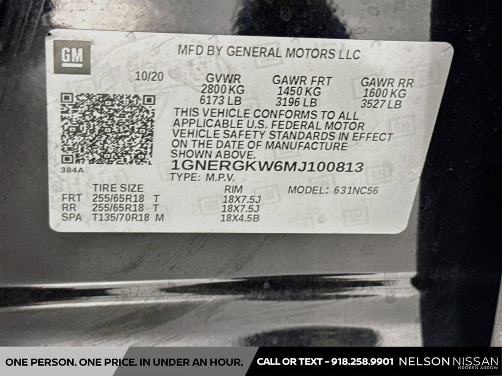 Used 2021 Chevrolet Traverse LT FWD image 32