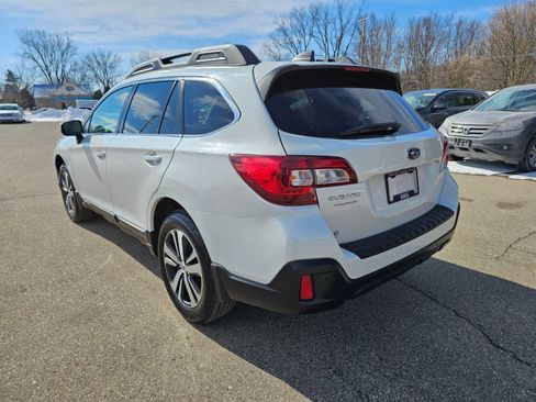 Used 2019 Subaru Outback 2.5i Limited w/ Popular Package #2 image 16