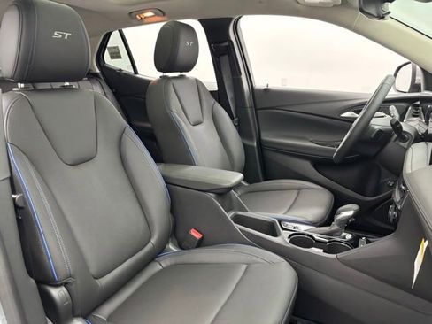 New 2026 Buick Encore GX Sport Touring w/ Advanced Technology Package FWD image 33