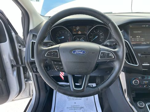 Used 2015 Ford Focus Titanium image 18