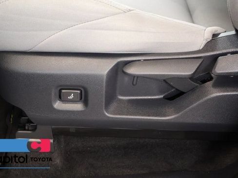Certified 2024 Toyota Tacoma SR5 AWD/4WD image 13