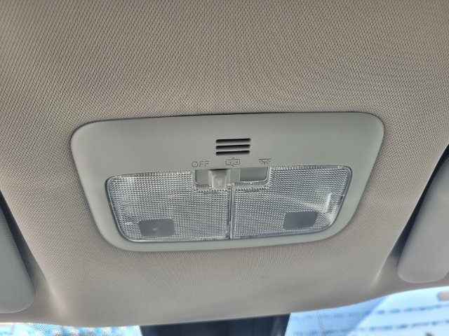 Used 2017 Toyota Corolla LE FWD image 21