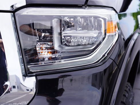 Used 2020 Toyota Tundra 1794 Edition AWD/4WD image 13