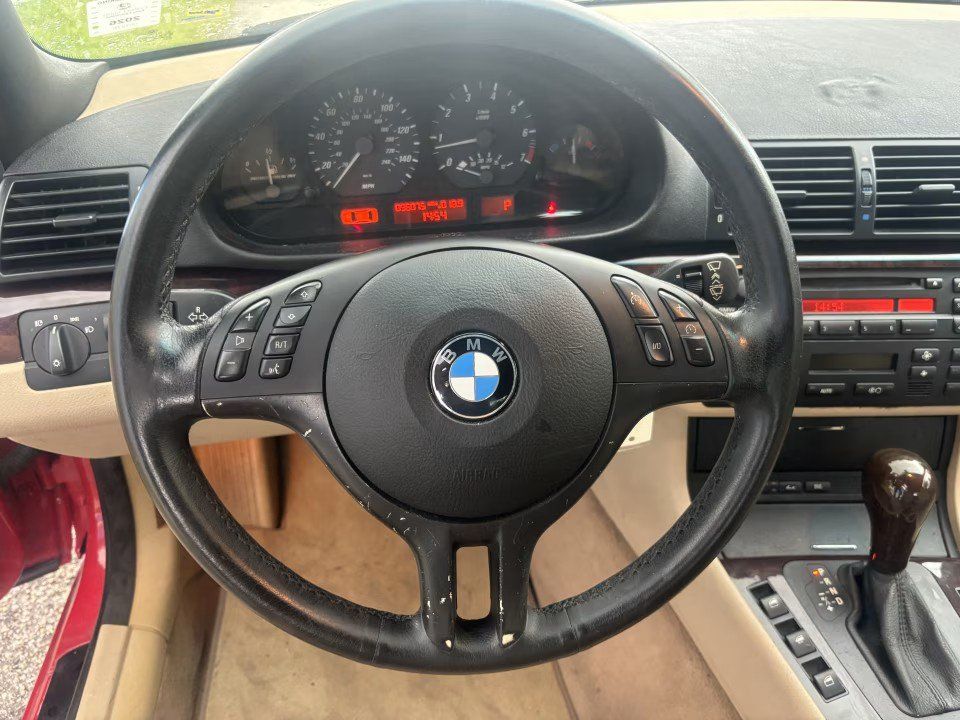 Used 2004 BMW 325Ci Convertible RWD image 7