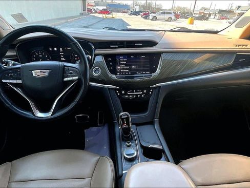 Used 2021 Cadillac XT6 Sport w/ Platinum Package AWD/4WD image 14