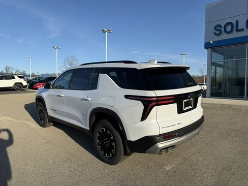 New 2026 Chevrolet Traverse Z71 image 3