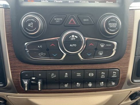 Used 2018 RAM 2500 Laramie image 31