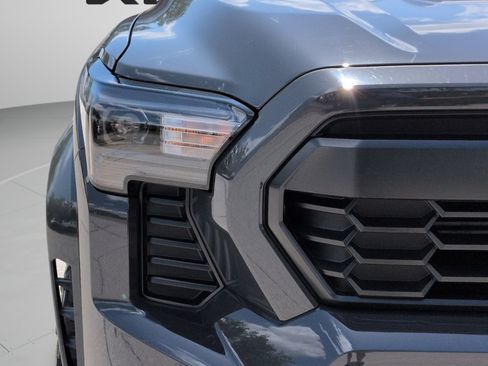 Used 2024 Toyota Tacoma TRD Sport RWD image 12