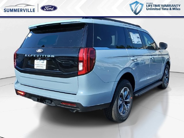 New 2027 Ford Expedition Active RWD image 3