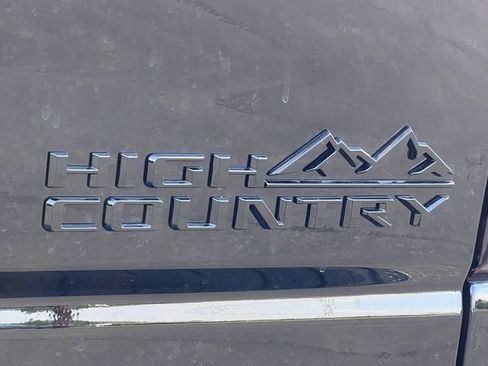 New 2026 Chevrolet Silverado 2500 High Country w/ High Country Premium Package AWD/4WD image 2