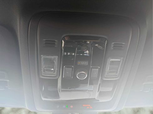 Used 2026 GMC Yukon XL AT4 AWD/4WD image 20