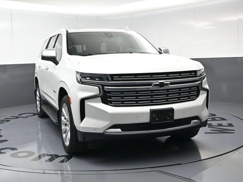 Used 2022 Chevrolet Tahoe Premier AWD/4WD image 3
