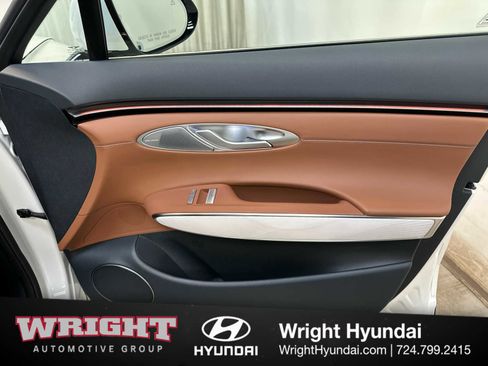 Certified 2026 Genesis GV70 2.5T Advanced image 17