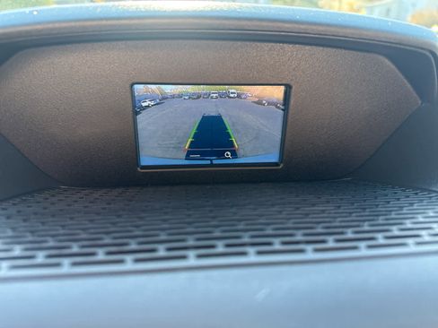 Used 2019 Ford Transit 150 XLT image 20