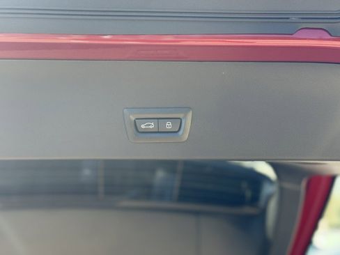 New 2025 BMW X3 xDrive30i w/ Premium Package image 19