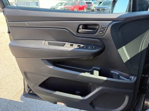 Certified 2024 Honda Odyssey Sport image 24