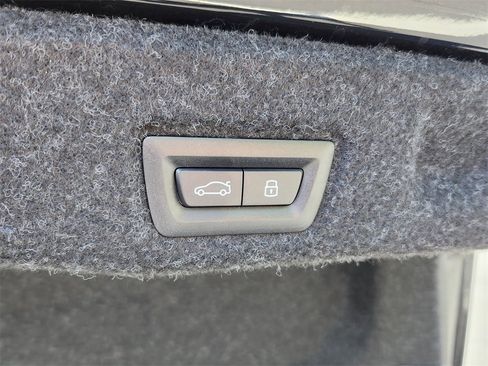 Certified 2024 BMW i5 eDrive40i w/ Premium Package image 13