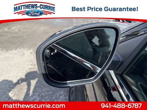 Certified 2025 Ford Expedition Max Platinum image 8