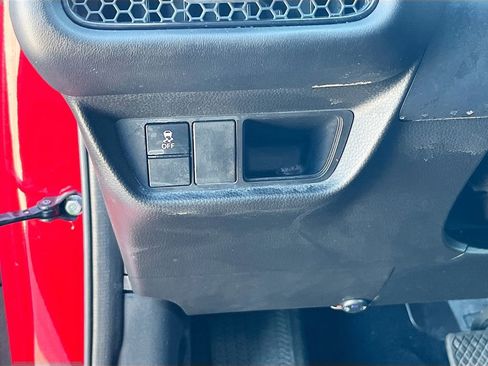 Used 2024 Honda HR-V EX-L image 10