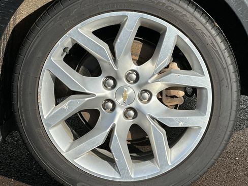 Used 2019 Chevrolet Impala LT image 25