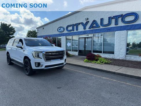 Used 2023 GMC Yukon XL SLT RWD image 1