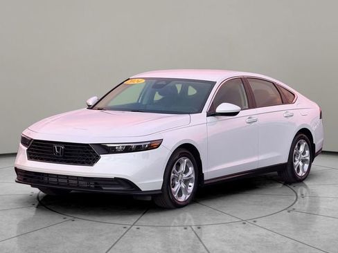 Used 2024 Honda Accord LX image 2