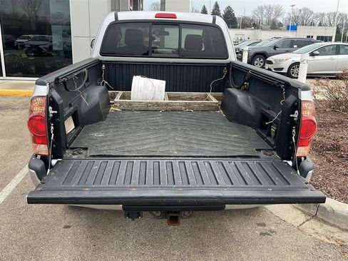Used 2006 Toyota Tacoma 4x4 Access Cab V6 image 14