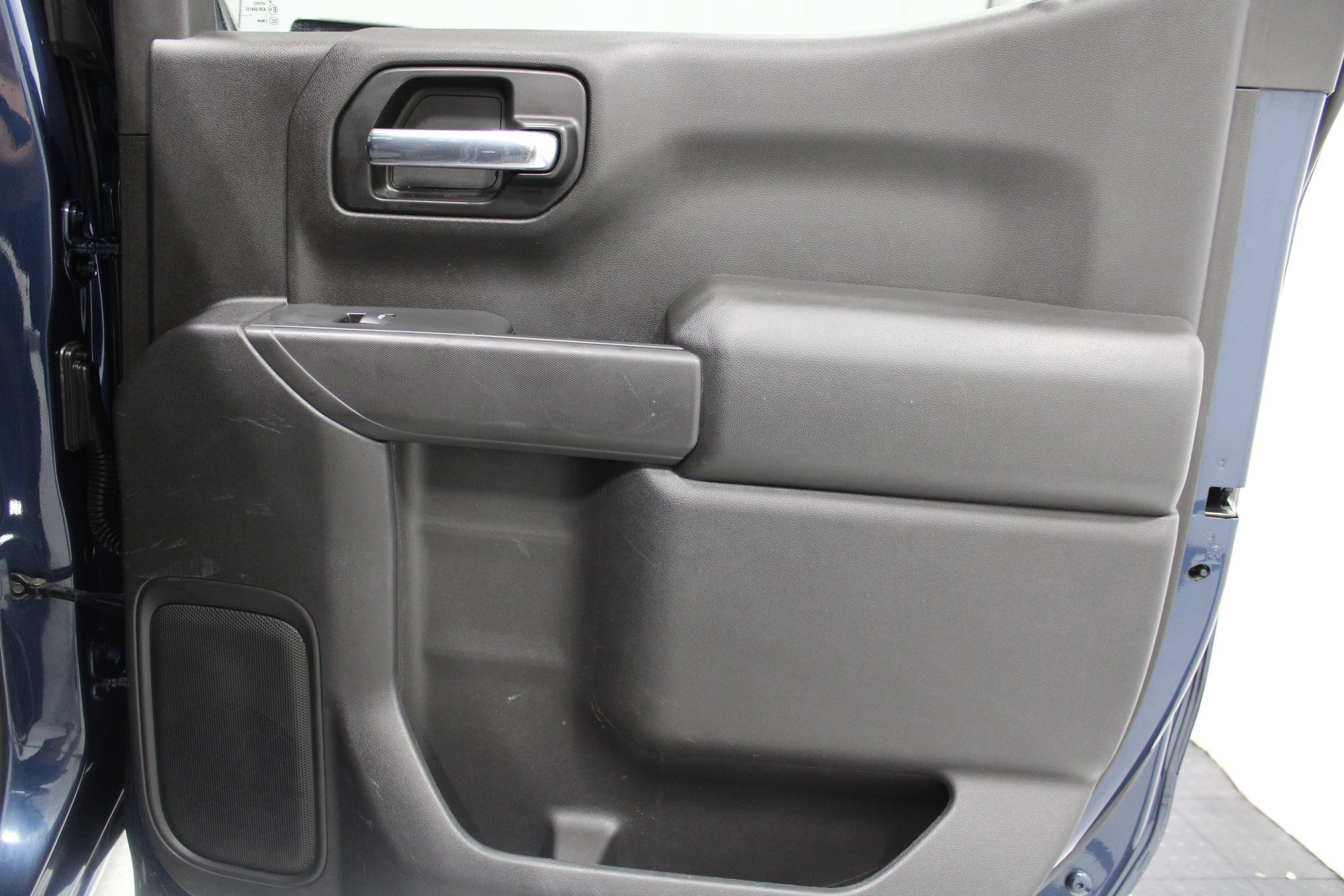Used 2021 Chevrolet Silverado 1500 LT AWD/4WD image 20