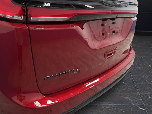 New 2026 Chrysler Pacifica Select AWD/4WD image 34