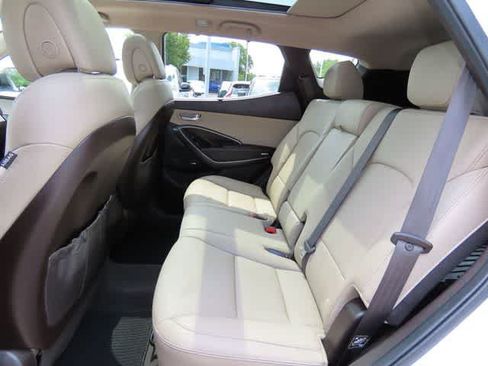 Used 2017 Hyundai Santa Fe Sport w/ 2.4L Tech Package 04 AWD/4WD image 15