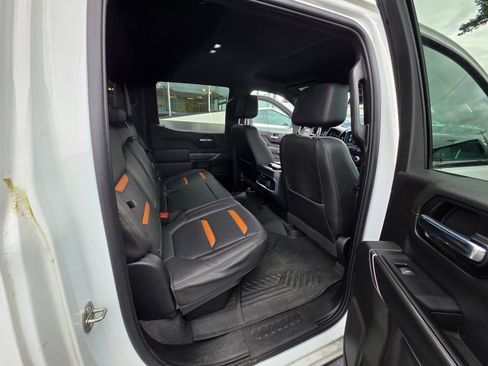 Used 2020 GMC Sierra 1500 AT4 w/ AT4 Premium Package AWD/4WD image 14