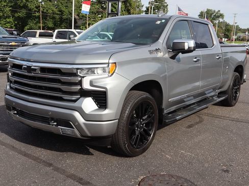 Used 2024 Chevrolet Silverado 1500 High Country w/ High Country Premium Package AWD/4WD image 30