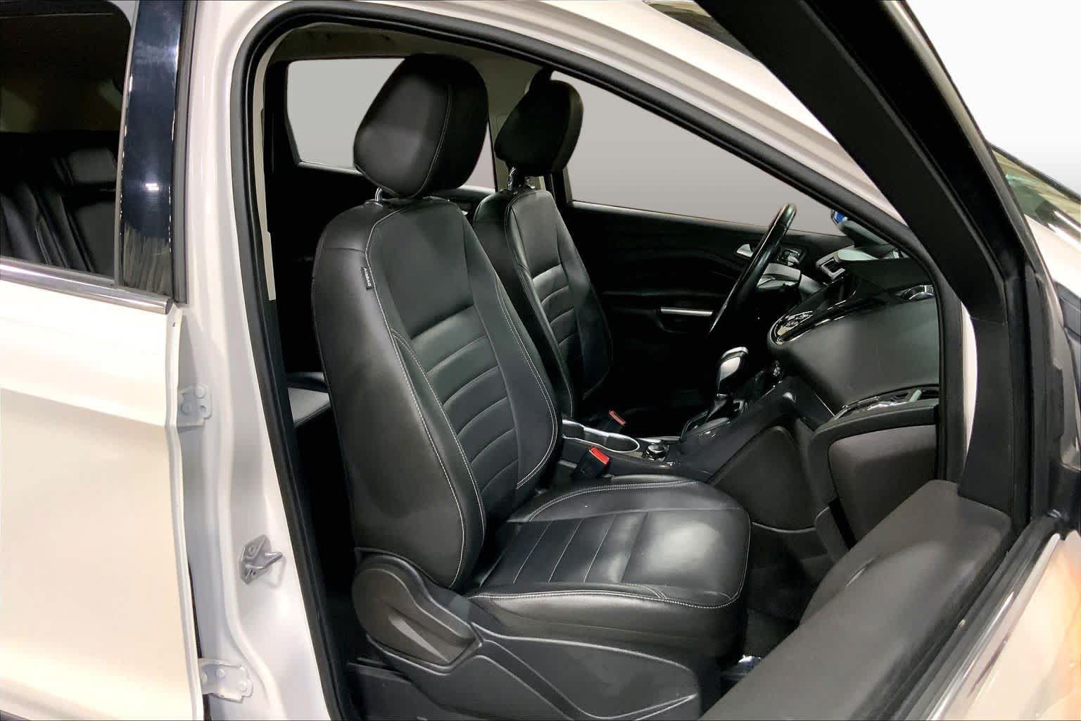 Used 2014 Ford Escape Titanium AWD/4WD image 9