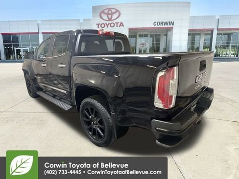 Used 2022 GMC Canyon Denali w/ Denali Black Edition Package image 6