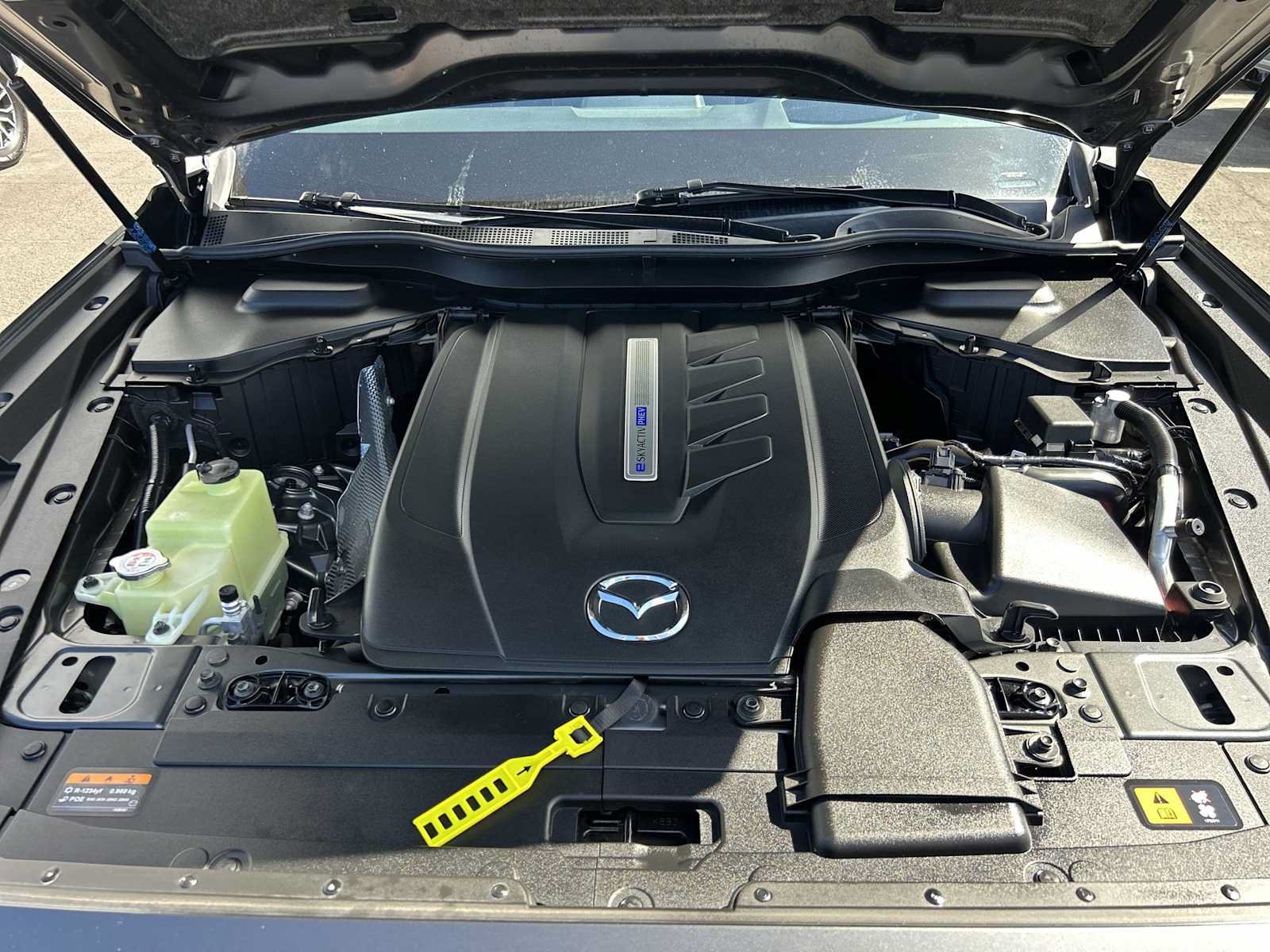 Used 2024 MAZDA CX-90 Plug-In Hybrid w/ Premium Plus AWD/4WD image 17