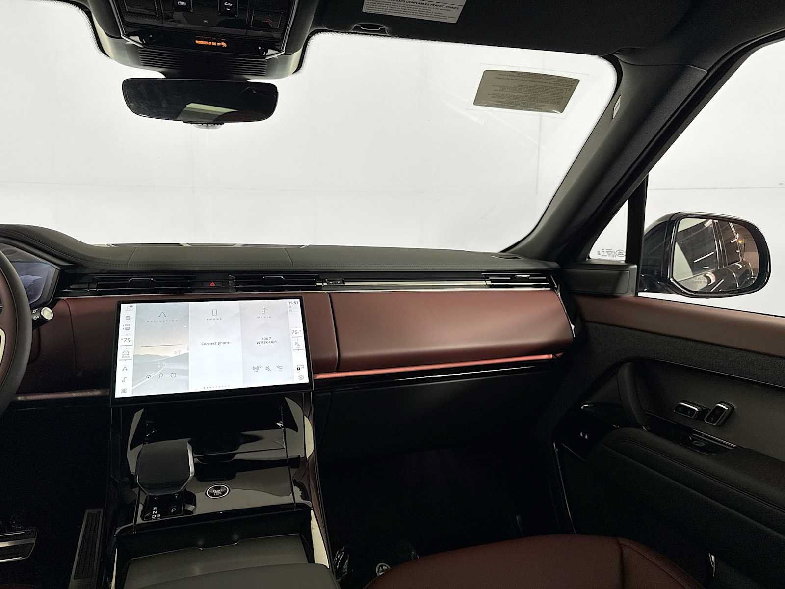 New 2026 Land Rover Range Rover Sport Dynamic SE AWD/4WD image 31