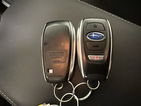 Used 2023 Subaru Ascent Premium w/ Convenience Package AWD/4WD image 21