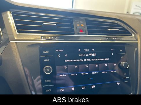 Used 2020 Volkswagen Tiguan SEL image 9