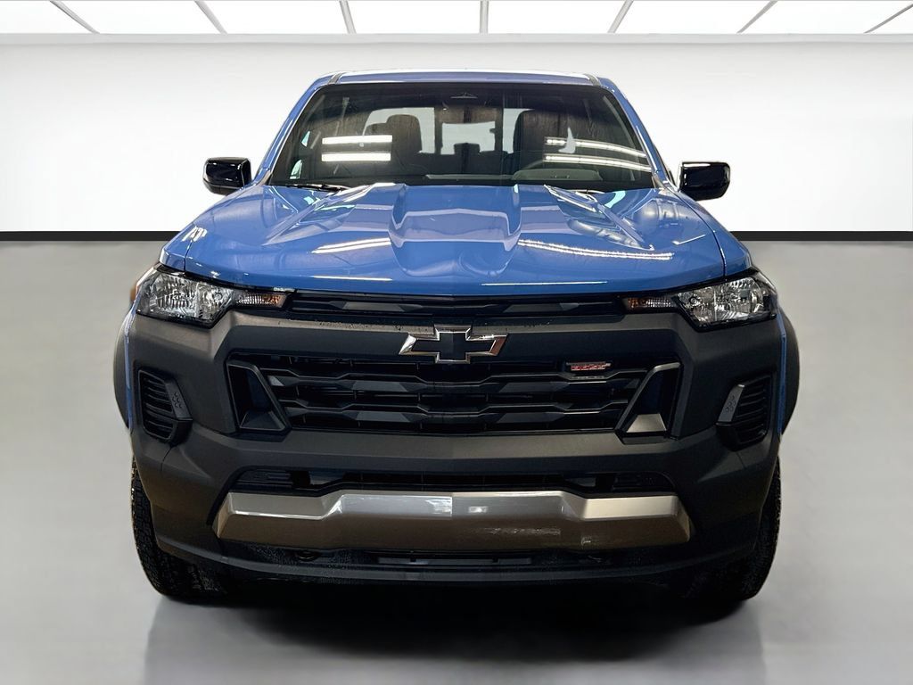 New 2026 Chevrolet Colorado Trail Boss AWD/4WD image 2