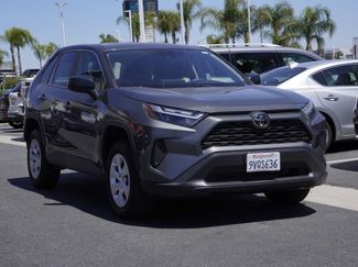Used 2025 Toyota RAV4 LE FWD video 2