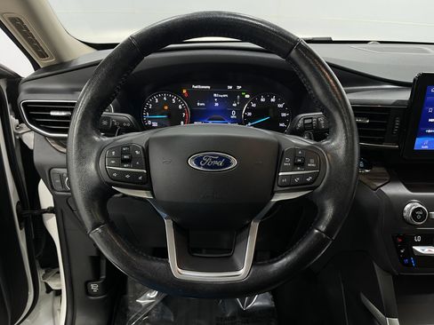 Used 2020 Ford Explorer Limited w/ Class III Trailer Tow Package AWD/4WD image 22
